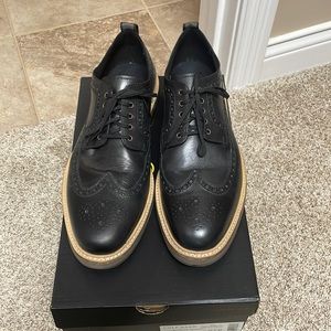 Cole Haan dress shoes. (Oxfords)